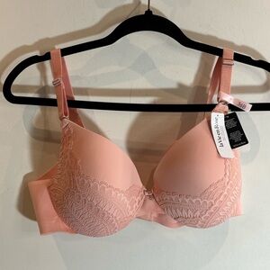 LA VIE EN ROSE Sz 36B Padded Full Coverage Sleekback Adjustable Bra New with Tag